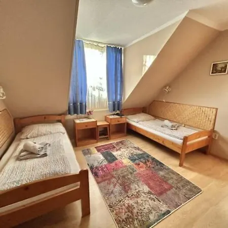 Romantik Panzio 3*