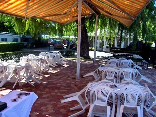 Bed & Breakfast Romantik Panzio