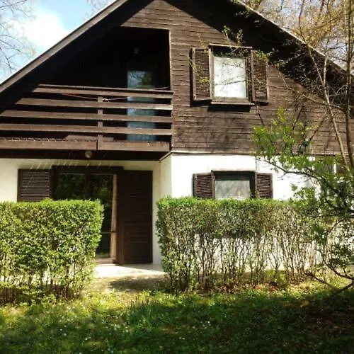 Romantik Panzio Bed & Breakfast 3*